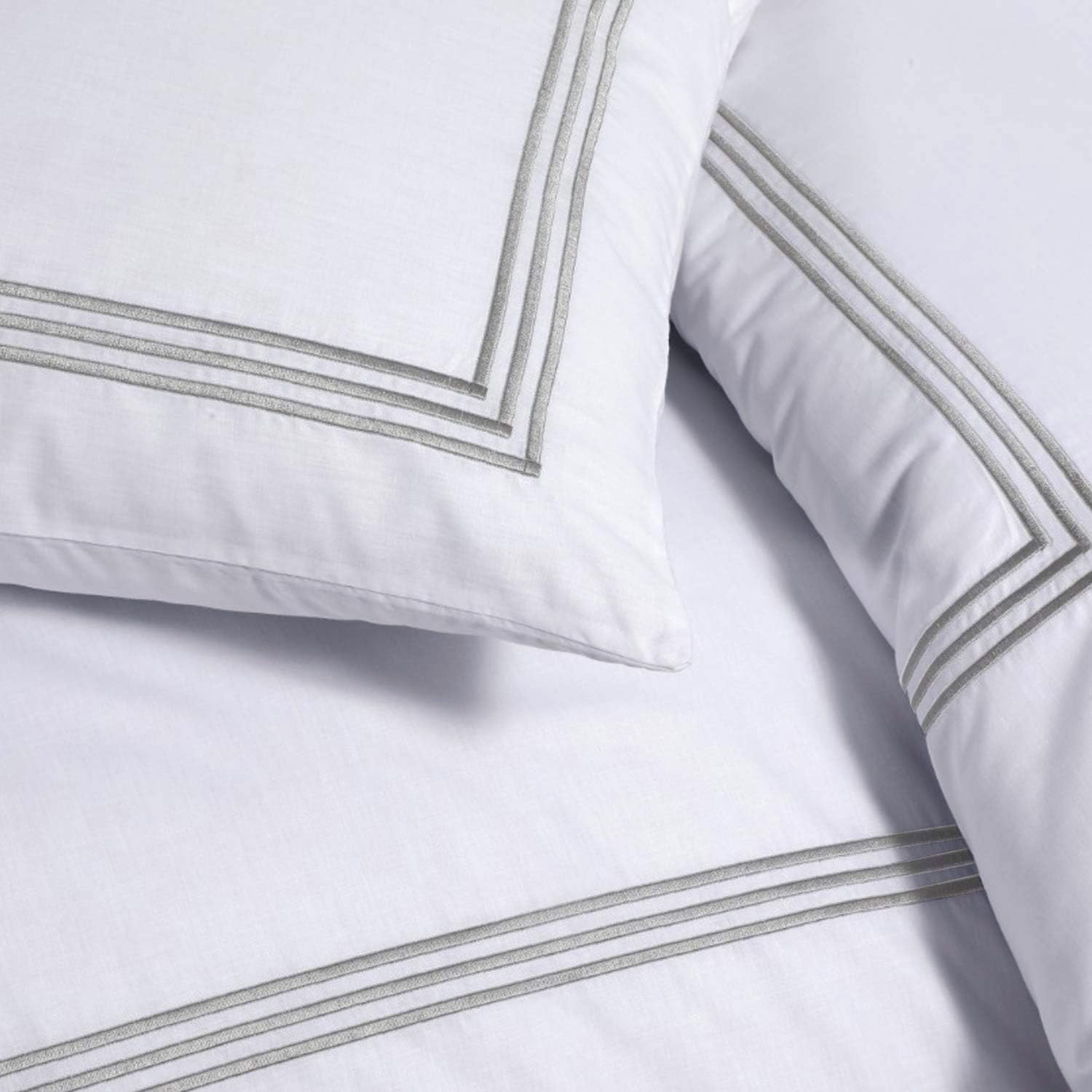 Polycotton Embroidered Bratta Hotel Quality Duvet Cover Set