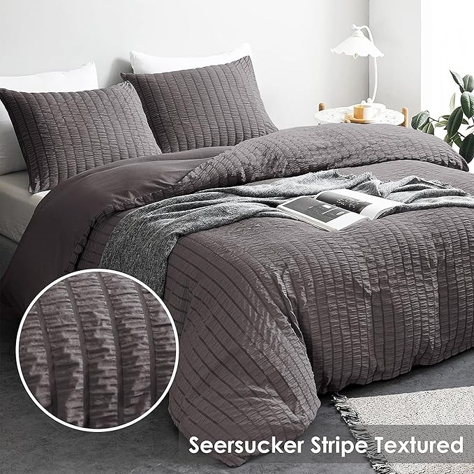 Hotel Quality Polycotton Seersucker Duvet Cover