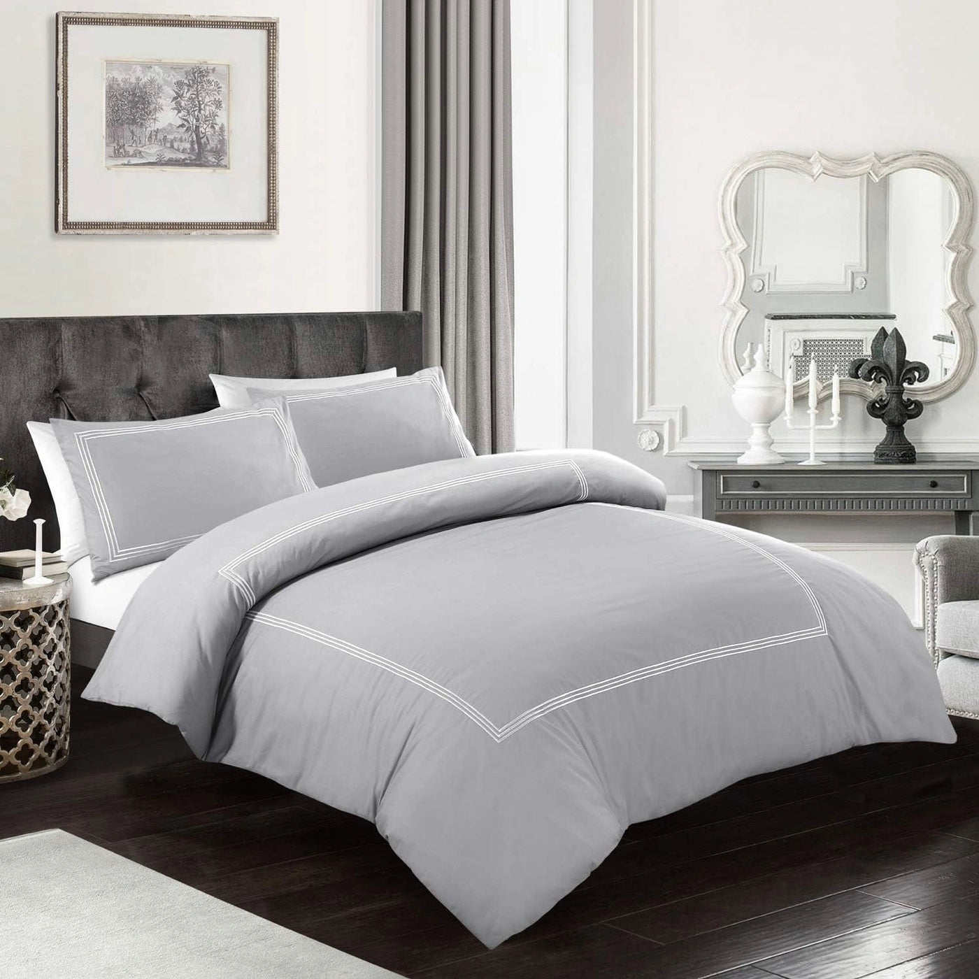 Soft and breathable Bratta polycotton fabric texture
