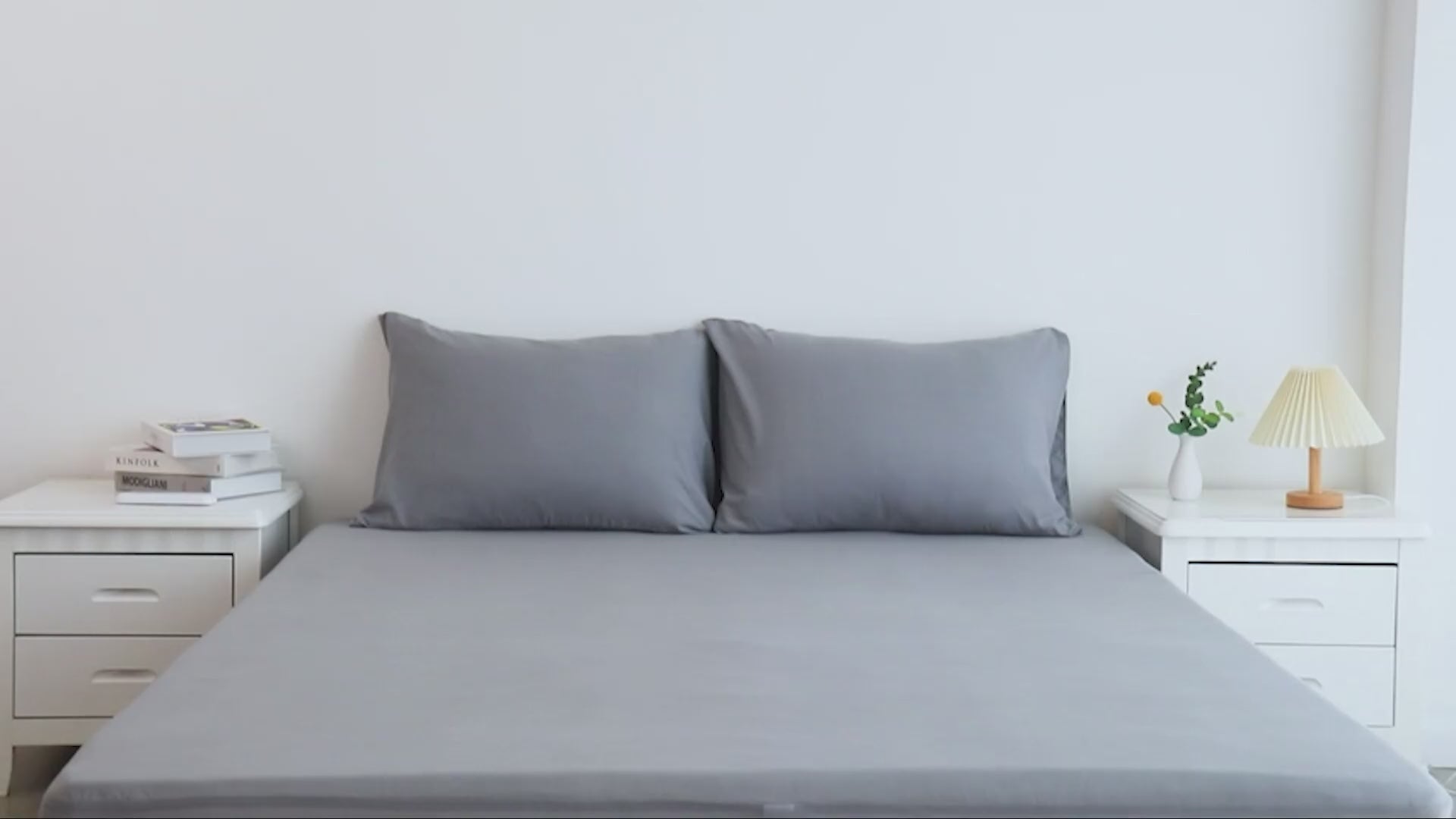 Microfiber fitted sheets available in single, double, king, super king